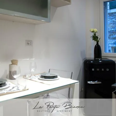 La Porta Bianca Apartament *