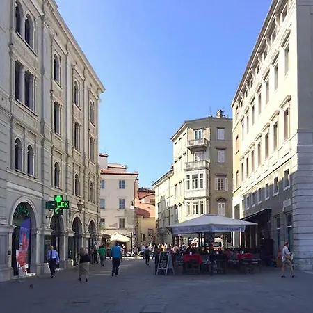 La Porta Bianca Daire *